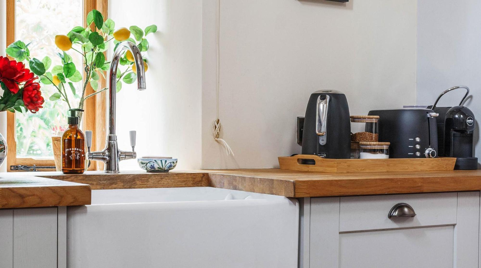 فيلا Bright & Beautiful Open Plan Coach House بينسويك المظهر الخارجي الصورة